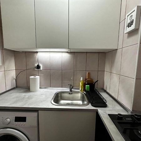 One Room Apartment Decebal Bucureşti Ngoại thất bức ảnh