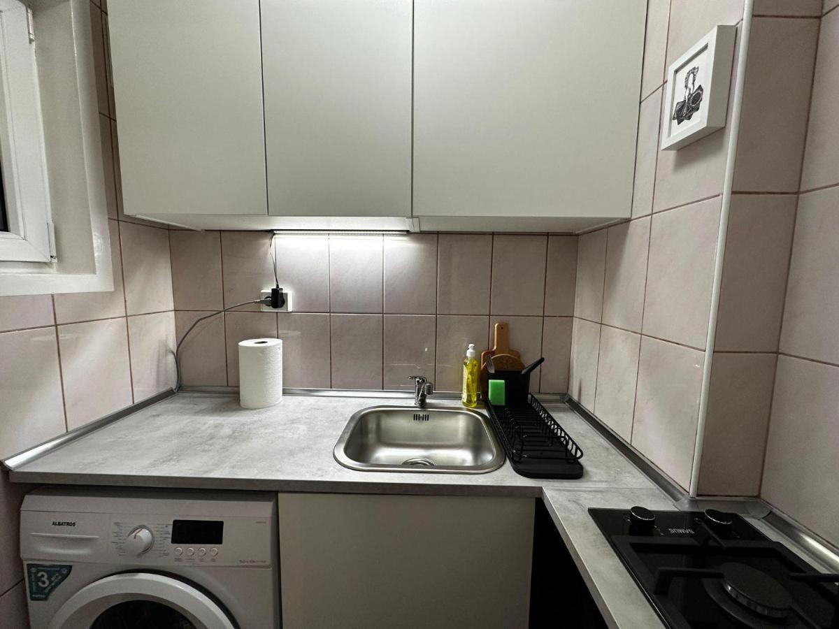 One Room Apartment Decebal Bucureşti Ngoại thất bức ảnh